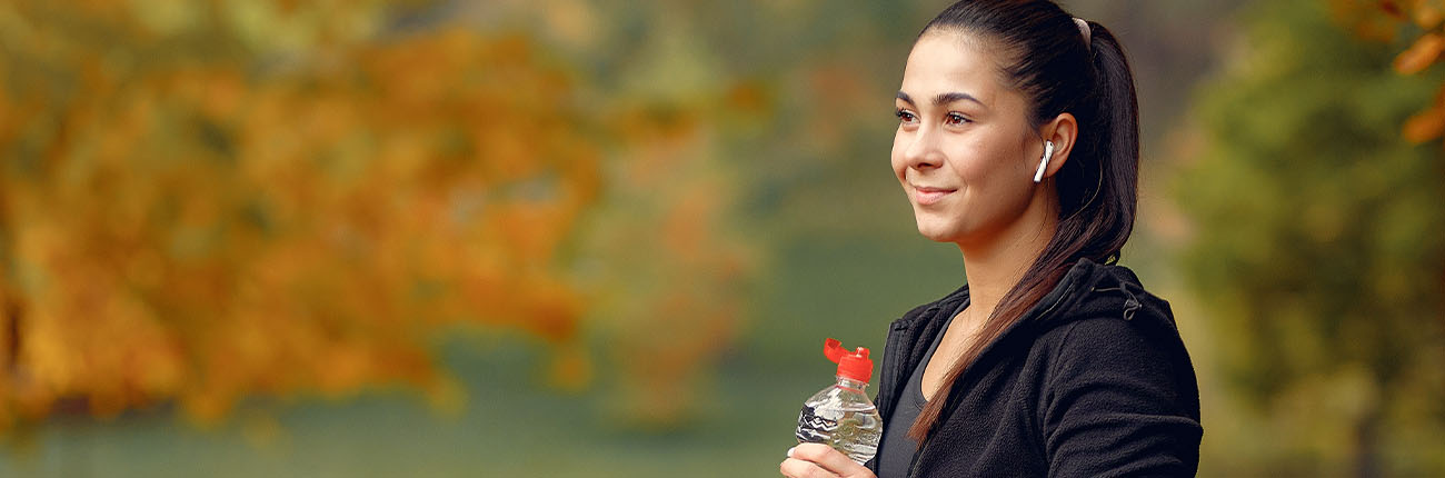 This is a header image of Easy Tips & Hacks To Avoid Getting Post Workout Acne! on www.sublimelife.in