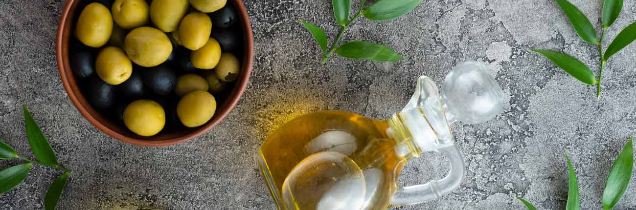 This is a header image of Olive oil: An oil that can sit in your kitchen and also your vanity on www.sublimelife.in