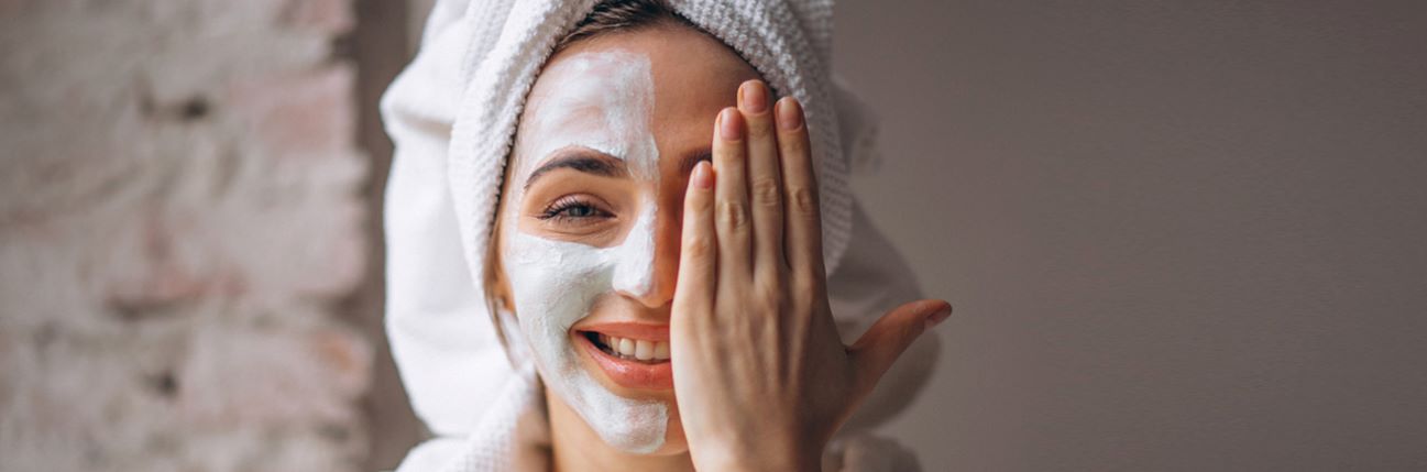 How to Transition your Skincare Routine from Summer to Winter