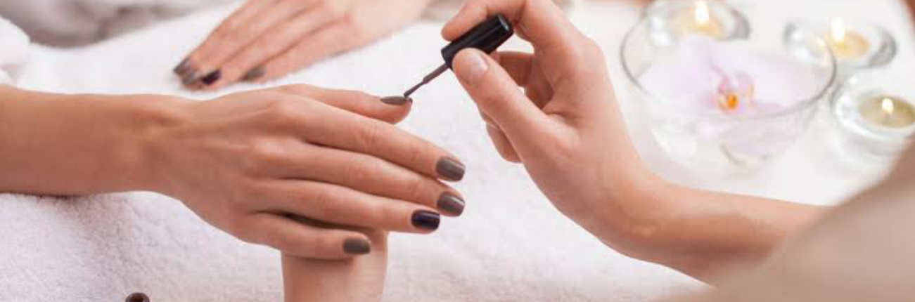 This is an image on the article on how to identify if your nail polish is toxic or not and how to switch to clean nail pain 12-toxin free formula