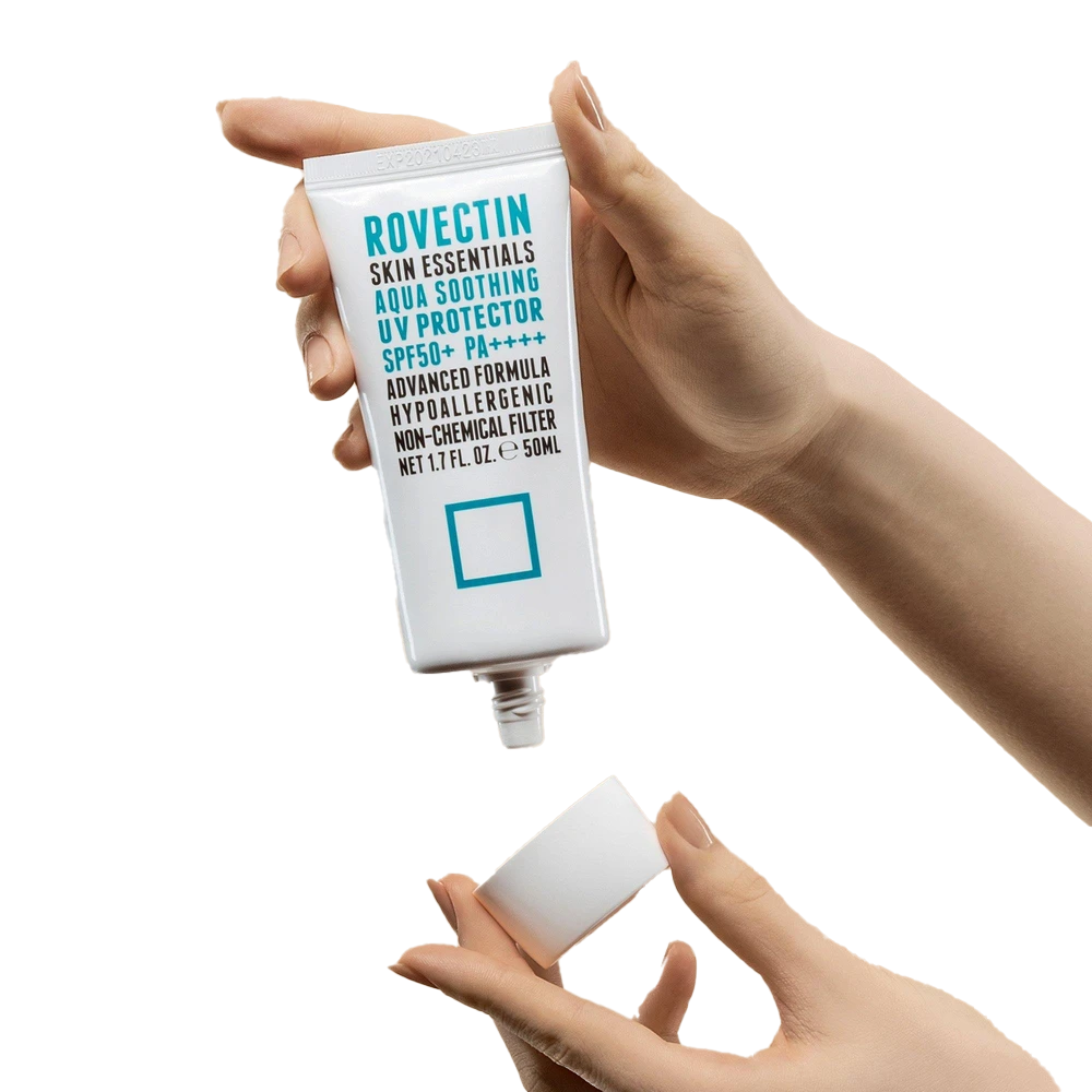 Rovectin Skin Essentials Aqua Soothing Uv Protector Spf50+