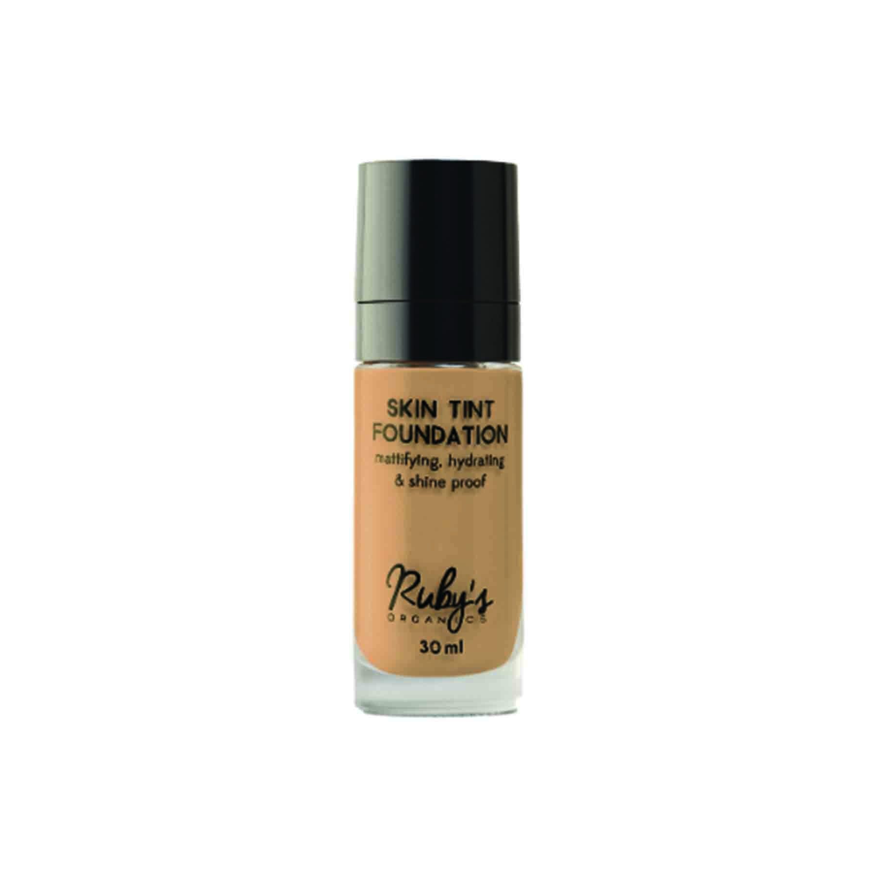 Shop Ruby's organics LM 1.8 -Skin-tint mattifying foundation from Sublime Life. Suitable for all skin types.